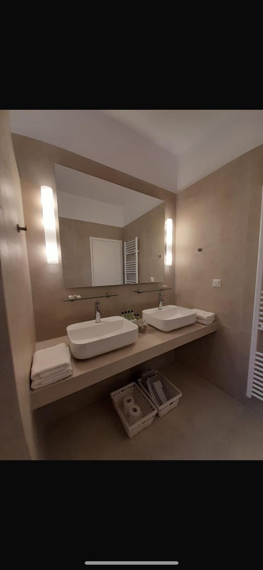 Rododafni Bay Residences ภายนอก รูปภาพ