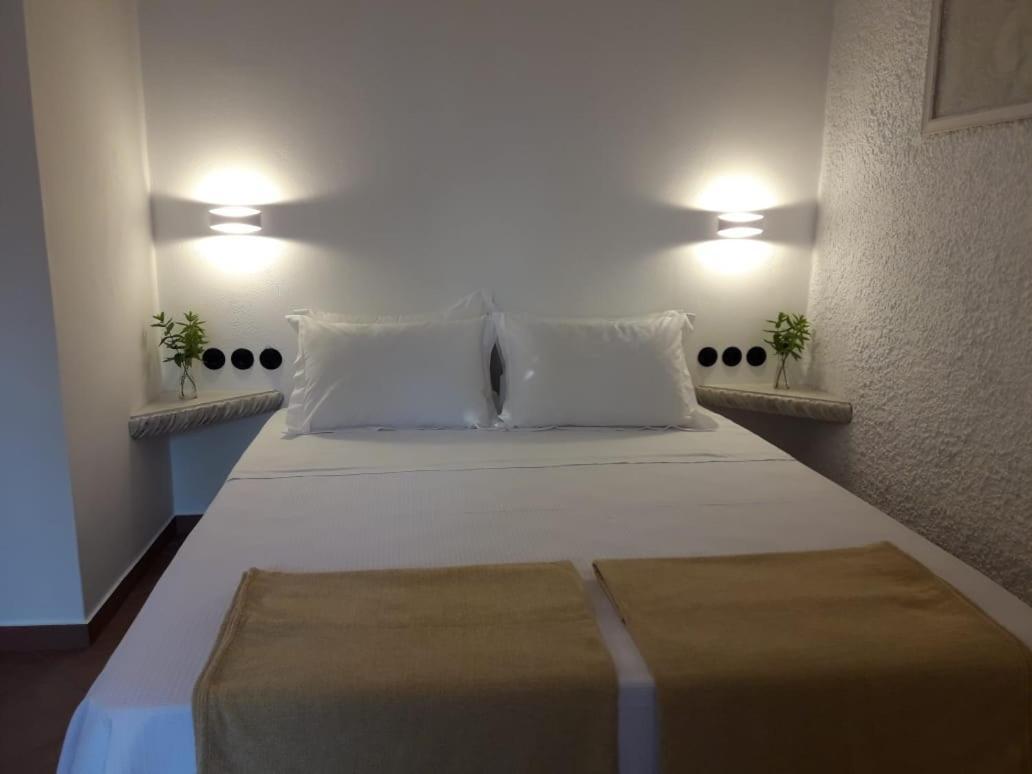 Rododafni Bay Residences ภายนอก รูปภาพ